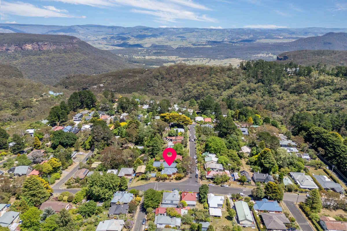 2 Clyde Avenue Blackheath