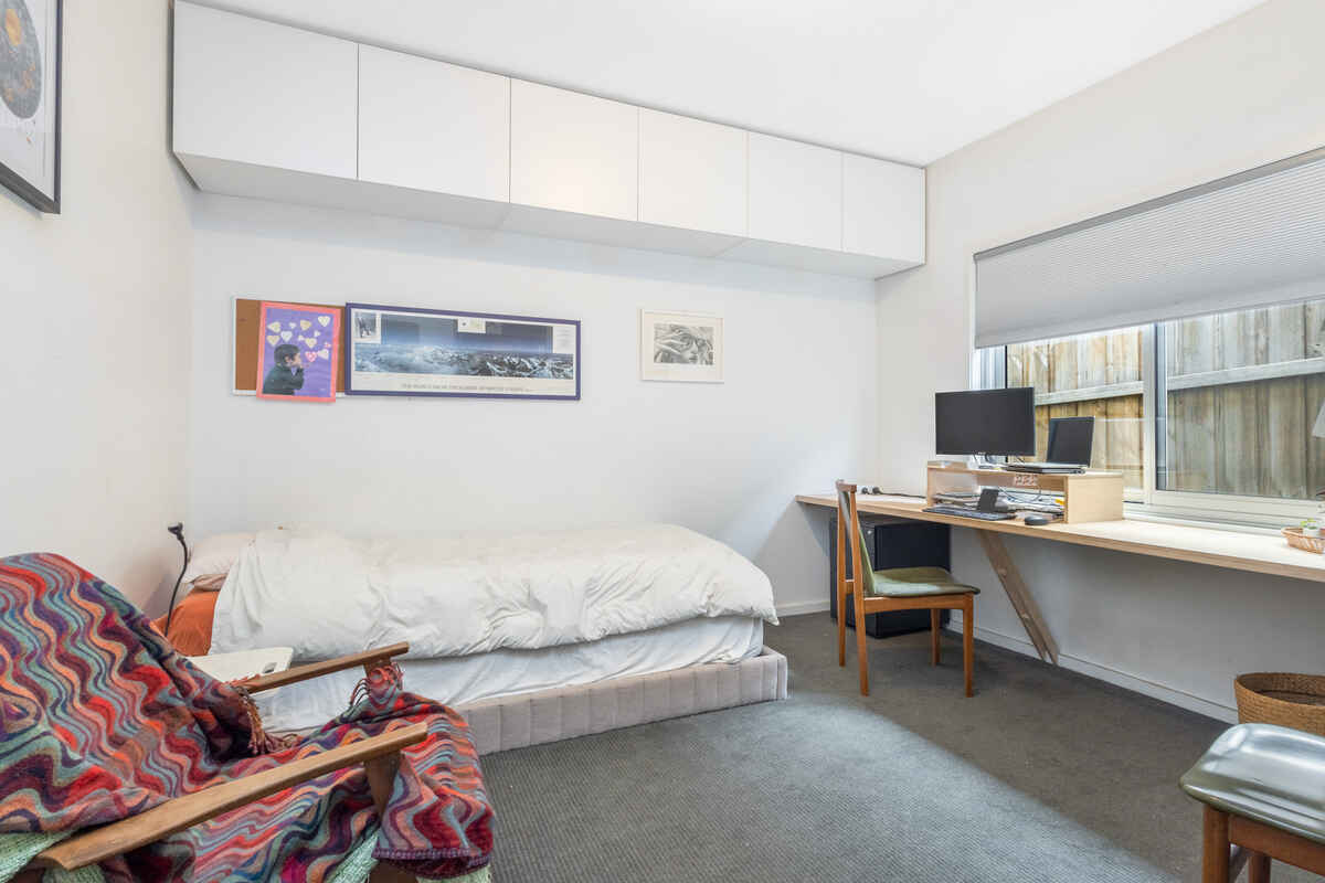 24 Cleopatra Street Blackheath 24 Cleopatra Street Blackheath