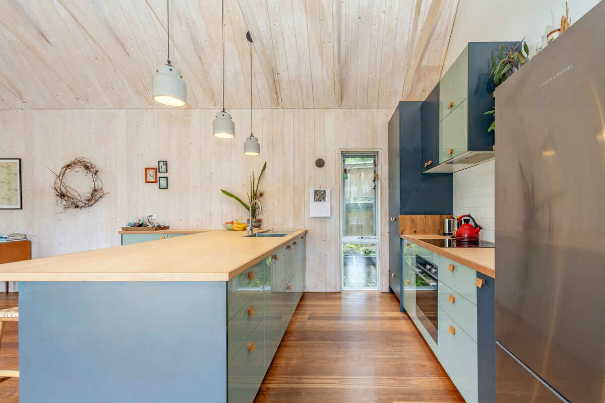 24 Cleopatra Street Blackheath 24 Cleopatra Street Blackheath