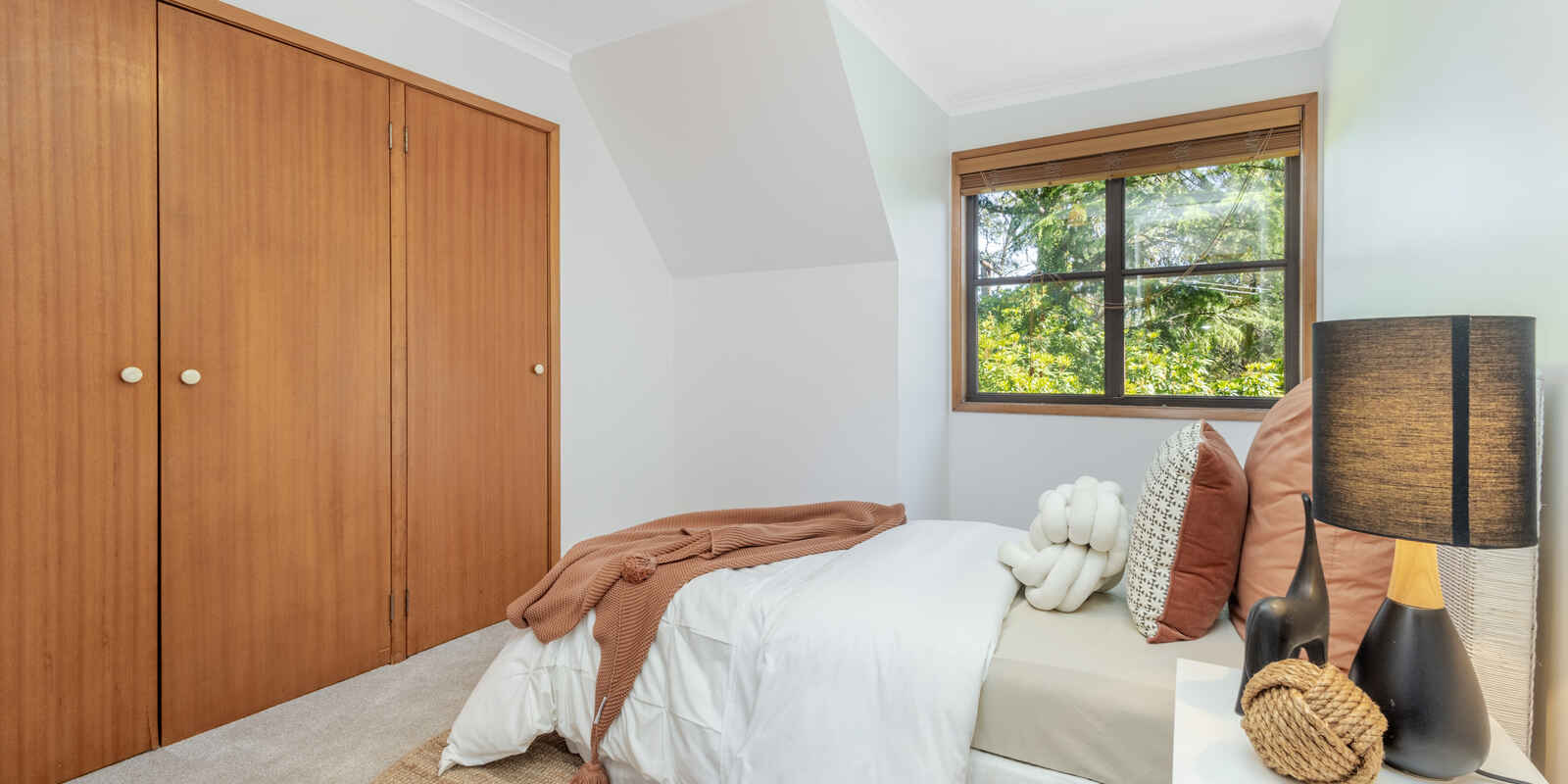 87 Brightlands Avenue Blackheath