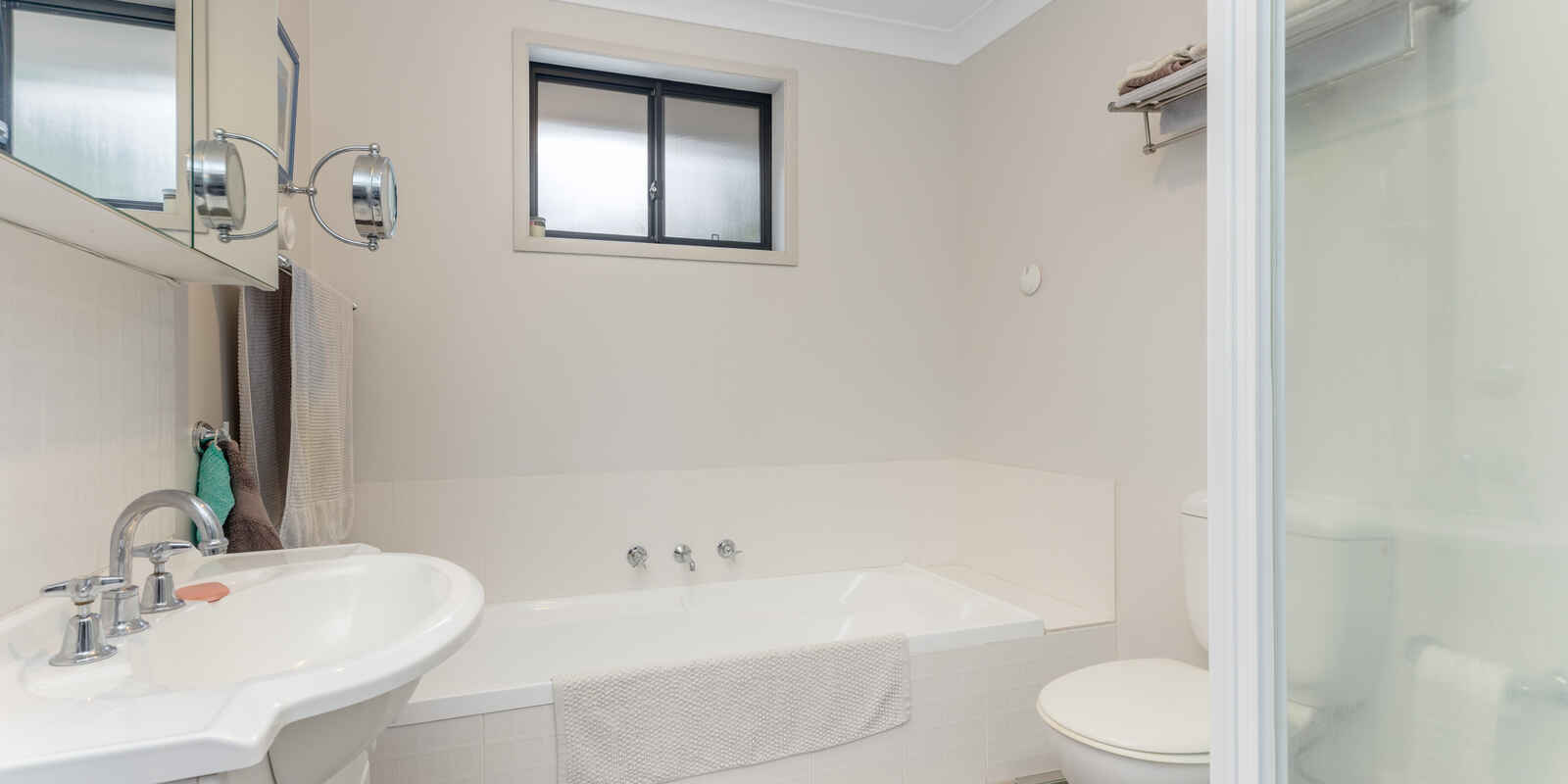 28 Kanimbla Road Blackheath