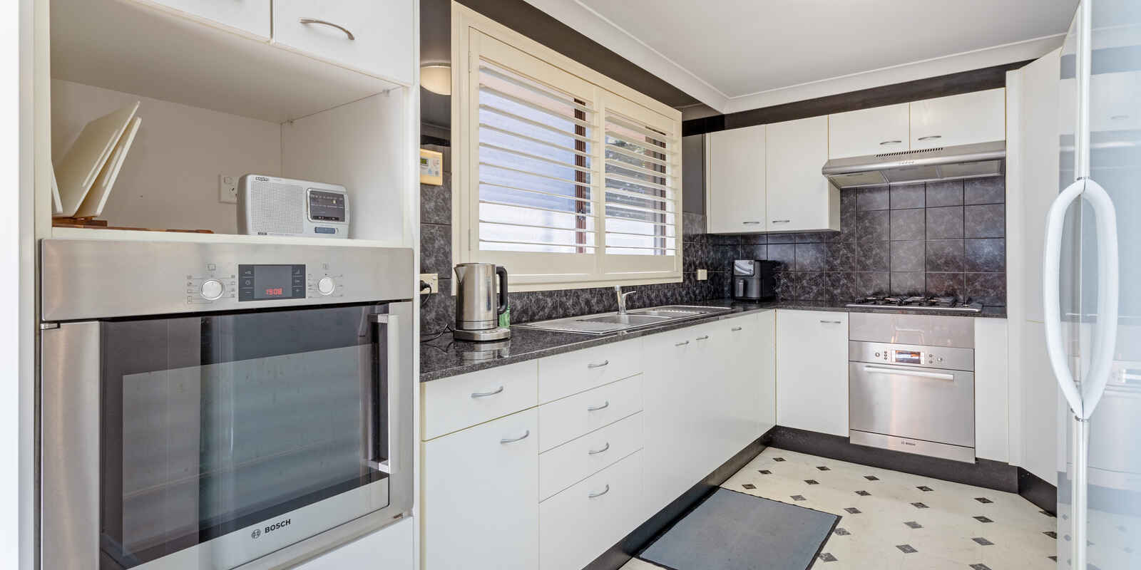 8 Waragil Street Blackheath 8 Waragil Street Blackheath