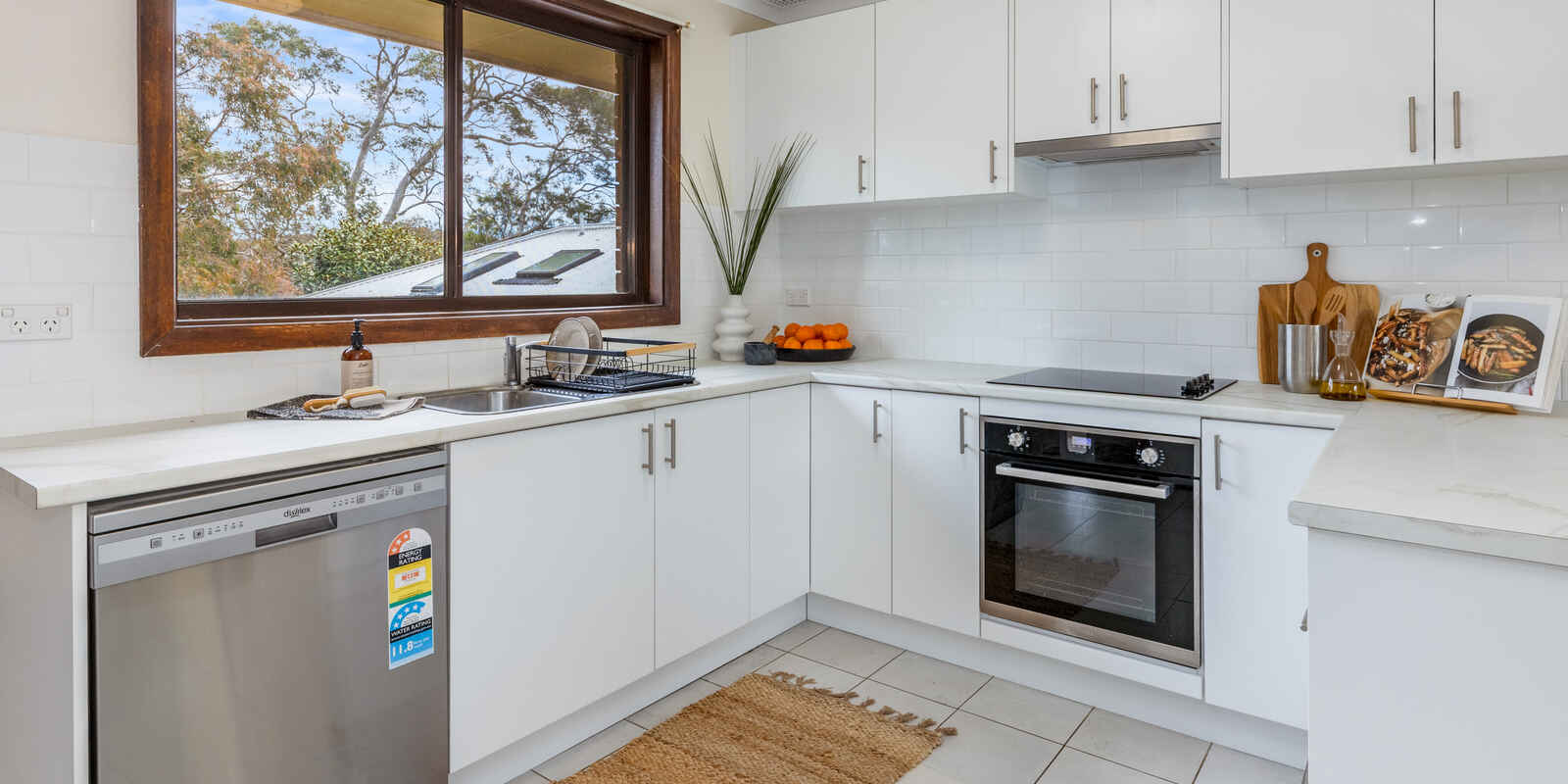 20 Hillier Avenue Blackheath 20 Hillier Avenue Blackheath