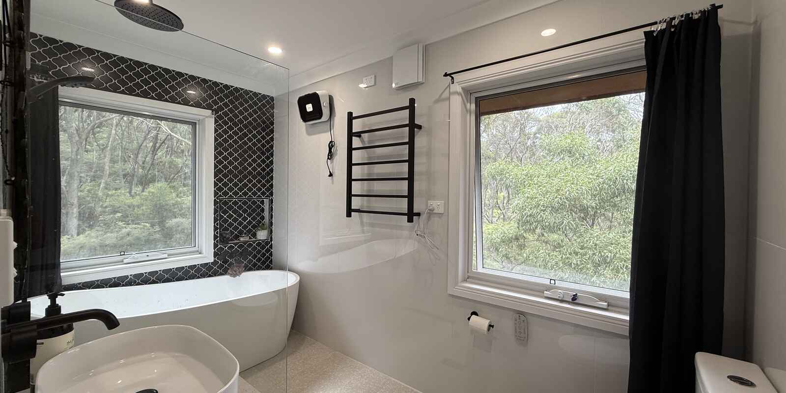 8 MINYAGO STREET Blackheath